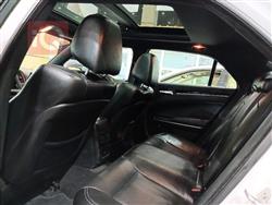 کرایسلەر 300